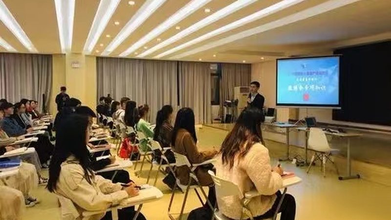 技能培训代理加盟，费用构成及合理评估