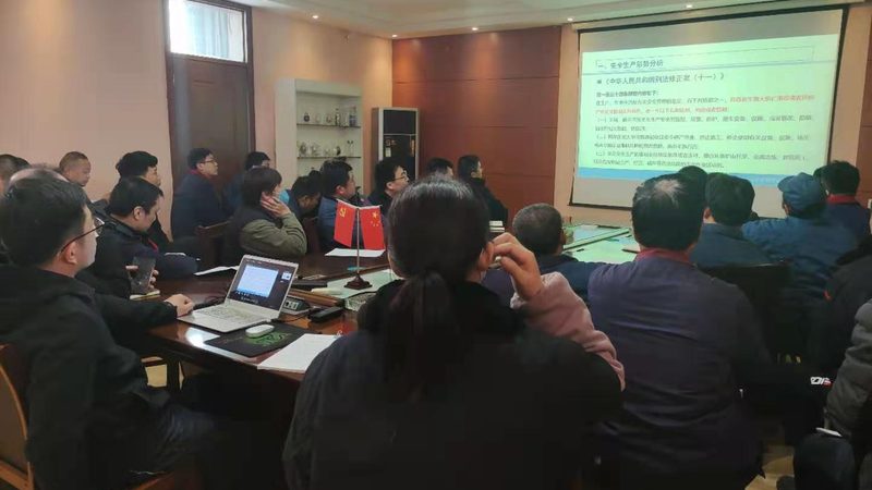 企业培训讲师一天费用几何？揭秘培训成本构成**